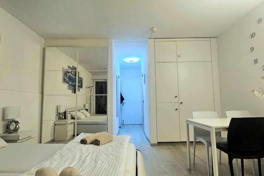 Idyllische Ferienwohnung In Bissone Ngoại thất bức ảnh